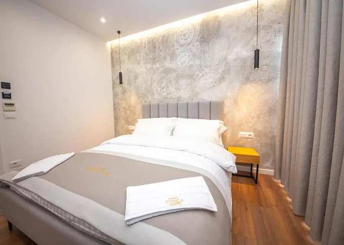 Riviera Hotel 4*