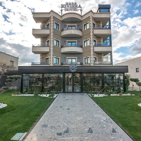 Riviera Hotell