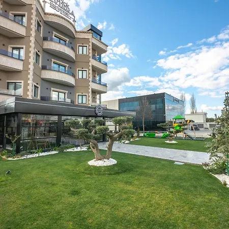 Hotell Riviera 4*