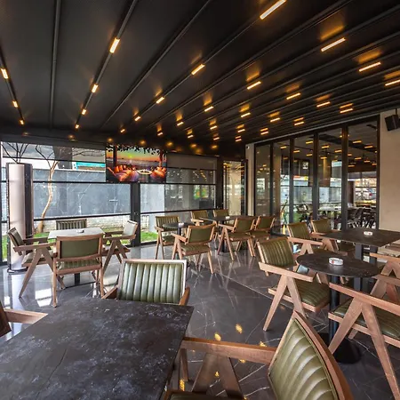 Szálloda Riviera Kamëz