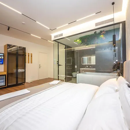 Riviera Szálloda Kamëz