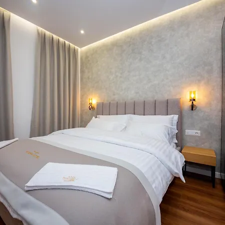Hotell Riviera Kamez